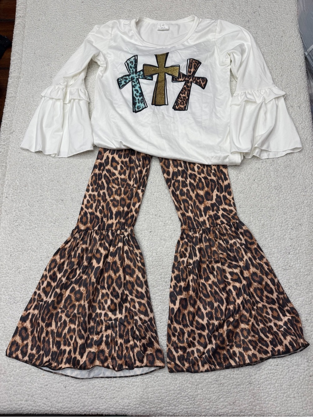 Cross flare leg pants outfit